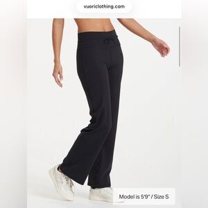 Vuori Daily Wideleg - Black XS